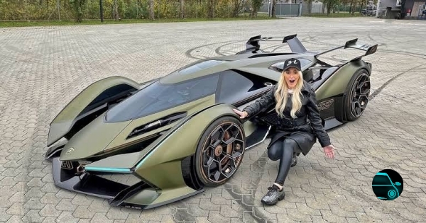 Supercar blondie