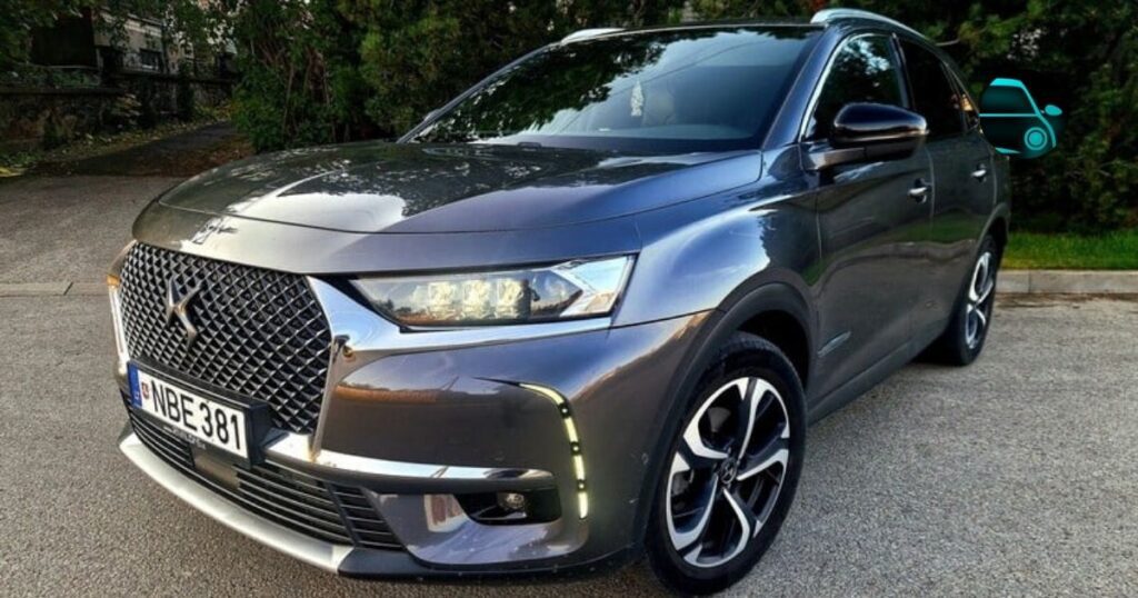 François Bayrou's Citroën DS7 Crossback